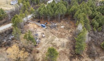 122 Pierce Dr, Augusta, ME 04330