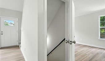 16 Oak Grove Ct, Adairsville, GA 30103