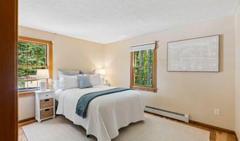 836 Old Post Rd, Arundel, ME 04046