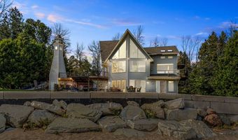 E7379 WASHINGTON Road, Algoma, WI 54201