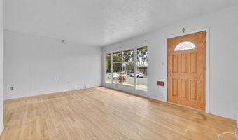 4580 Terry Ln, La Mesa, CA 91942