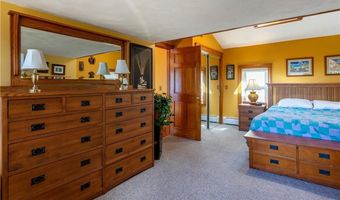 5075 Old Post Rd, Charlestown, RI 02813