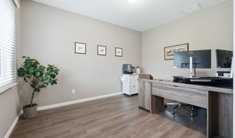 5329 Greyson Heights Dr, Auburn, IN 46706