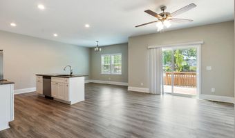 856 Ducks Lndg, Aberdeen, NC 28315