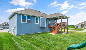 14172 Rockaway Ct, Basehor, KS 66007