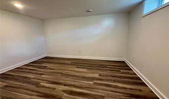 1715 SE Marshall St, Albert Lea, MN 56007