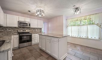 18 ARDSLEY Cir, Dover, DE 19904