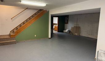 601 Sunrise Cir, Bassett, NE 68714