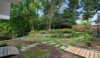 8721 WATERFORD Rd, Alexandria, VA 22308