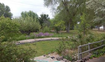 271 Jefferson St, American Falls, ID 83211