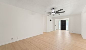 57 Hopson St, Auxier, KY 41602