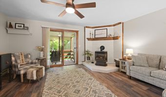 21 Village W Dr 15, Alexandria, NH 03222
