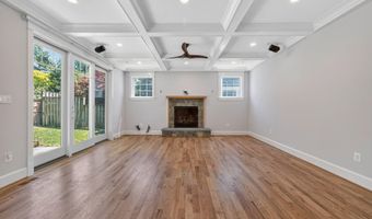 8905 HEMPSTEAD Ave, Bethesda, MD 20817