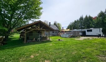 14 Helen St, Auburn, ME 04210