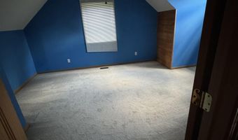 6 County Road 70 E, Bloomfield, IN 47424