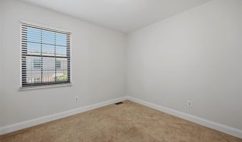 2373 Hiddengarden Ct, Ballwin, MO 63021