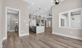 614 Pinckney Dr, Apollo Beach, FL 33572