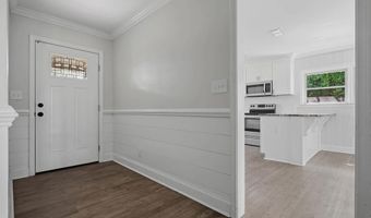 1009 Summit Dr, Albany, GA 31707