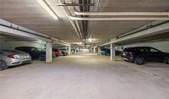 4 Pine Tree Dr 212, Arden Hills, MN 55112