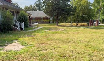 810 S Commerce St, Aulander, NC 27805
