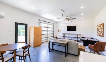10901 Old Fashion Dr, Bentonville, AR 72713