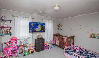 31 Dewitt St, Amsterdam, NY 12010