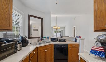 9435 Kings Falls Dr, Charlotte, NC 28210