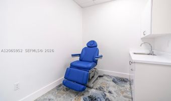 2920 NE 207th St 801, Aventura, FL 33180
