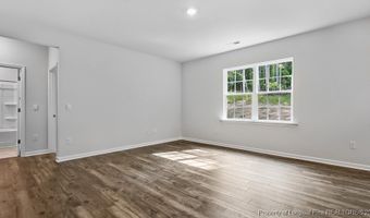 1049 Misty Creek Dr, Aberdeen, NC 28315