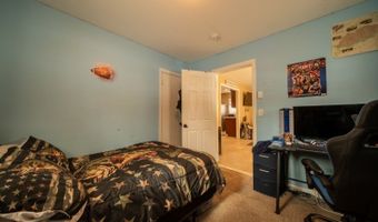 6 Pine St E, Alloway, NJ 07422