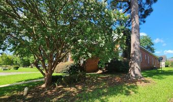 1817 Regalwood Dr, Albany, GA 31721