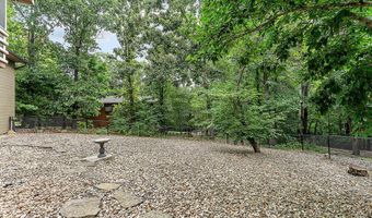 1 Rockford Ln, Bella Vista, AR 72715