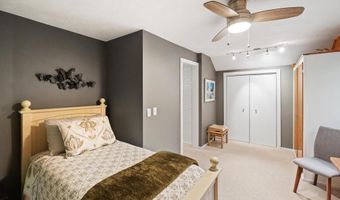 9093 Lake St, Alanson, MI 49706