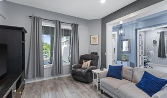 1895 E CRESCENT Way, Chandler, AZ 85249