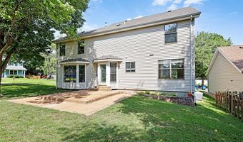 190 Oakbriar Farm Dr, Ballwin, MO 63021