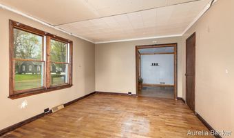 425 S Cedar St, Allegan, MI 49010