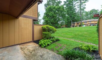 129 Colony Dr, Arden, NC 28704
