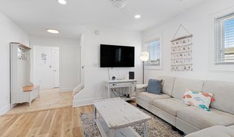 107 Ocean Ridge Dr, Atlantic Beach, NC 28512
