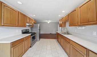 106 N Talbot St, Addison, MI 49220