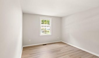 5141 BRADFIELD Dr, Annandale, VA 22003