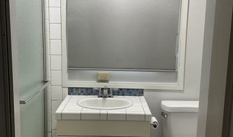 568 KALANIKOA St 2, Hilo, HI 96720