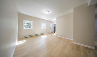 71 Pearl St, Bath, ME 04530