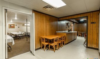 212 S Hickory St, Abbott, TX 76621