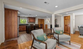 30 First School St, Bristol, RI 02809