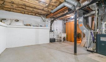 225 Bond St, Allegan, MI 49010