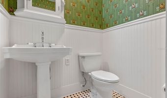 525 SHERIDAN Blvd, Orlando, FL 32804