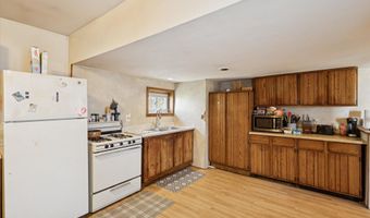 1121 26th St, Allegan, MI 49010