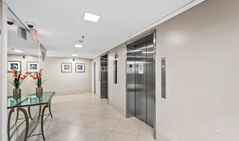 5911 EDSALL Rd 608, Alexandria, VA 22304