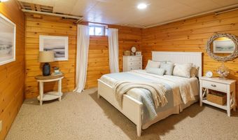 109 Sahagian Rd, Belgrade, ME 04917