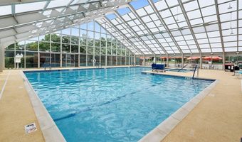 16 Greenways Ln, Lakewood, NJ 08701
